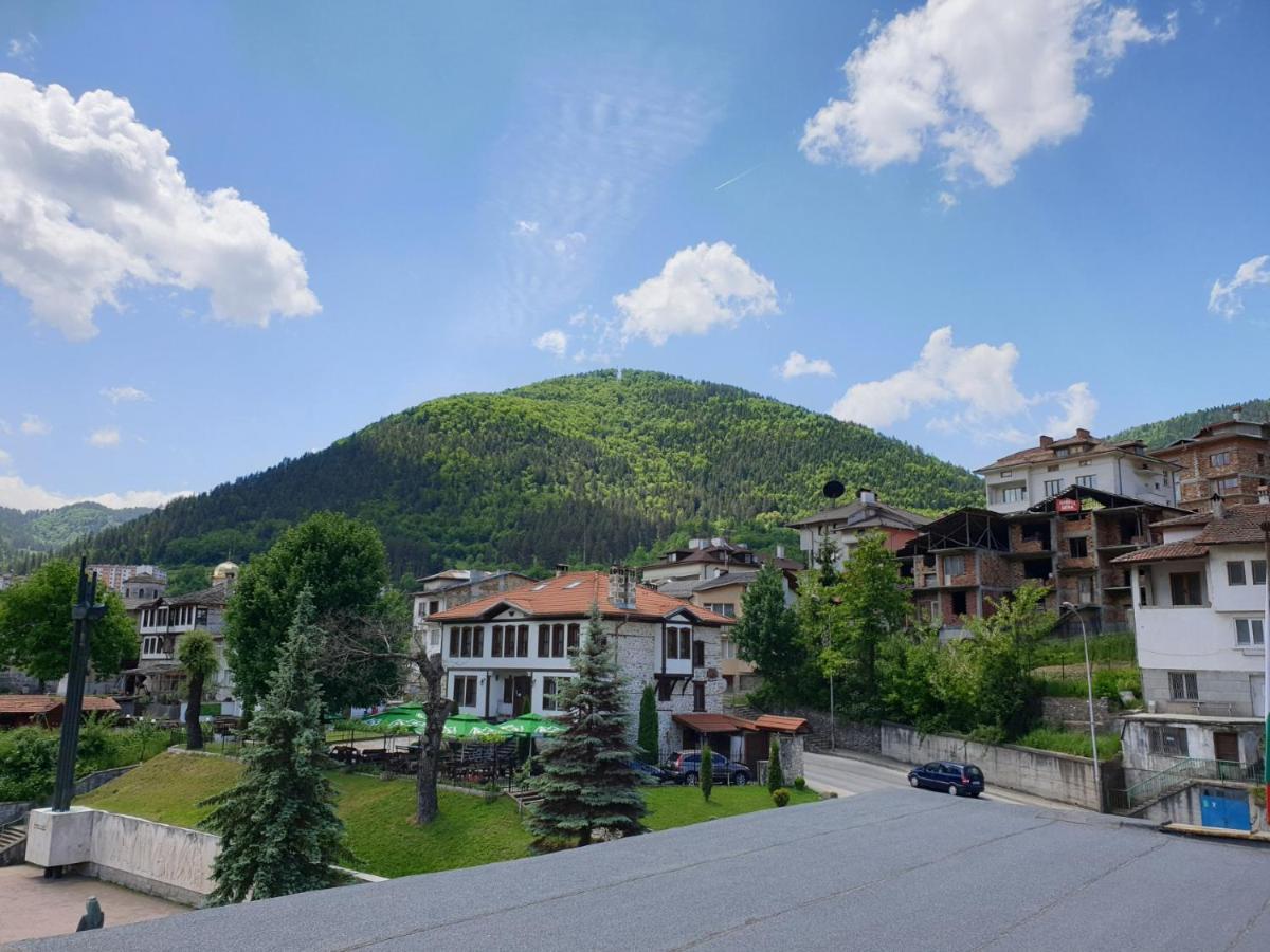 Petko Takov'S House Hotel Smolyan Bagian luar foto